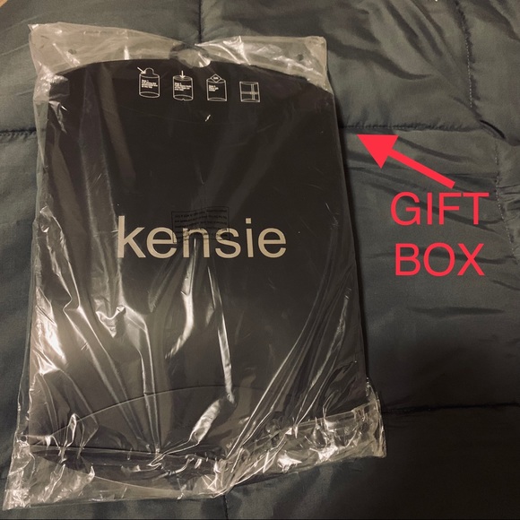 NWT 2pc KENSIE Marled Infinity Scarf & Beanie Hat Set - Black / Grey / White - Picture 6 of 11